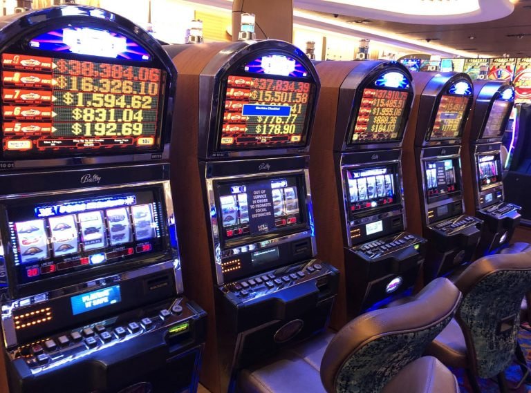 asia28 Crazy Time wheel interface showing betting segments and live dealer